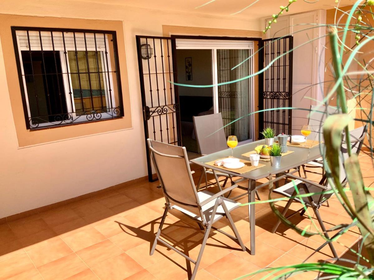 Apartamento De 2 Dormitorios, Gran Terraza, Vistas Al Mar Cerca Playa Carvajal Benalmadena Exterior photo